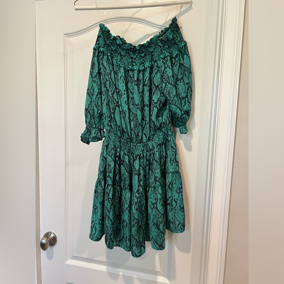 DO+BE Dresses & Skirts - DO+Be Python Dress